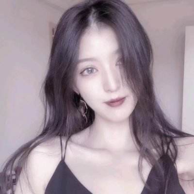意大利司法部副部长德尔马斯特罗宣布辞职。